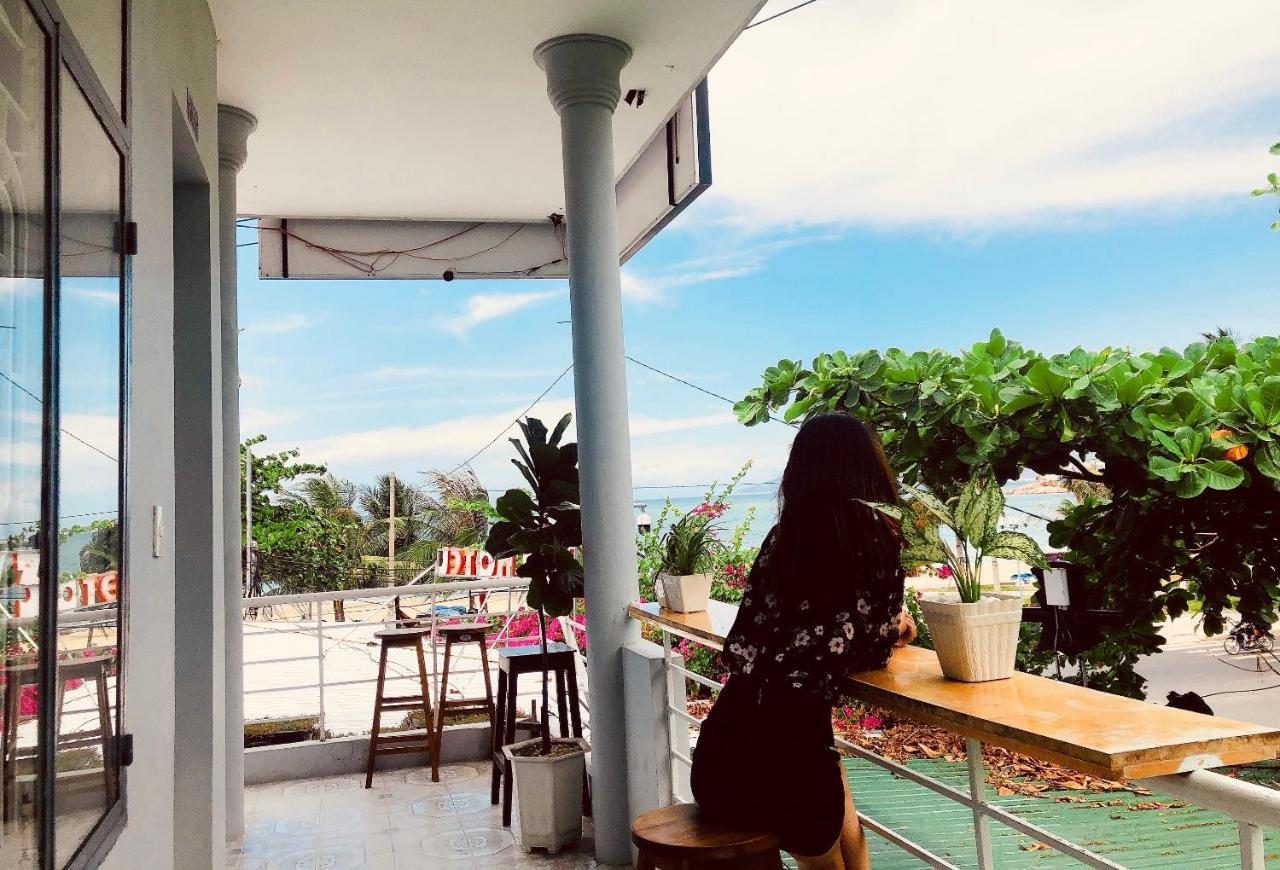 V3 Hostel Нячанг Екстер'єр фото