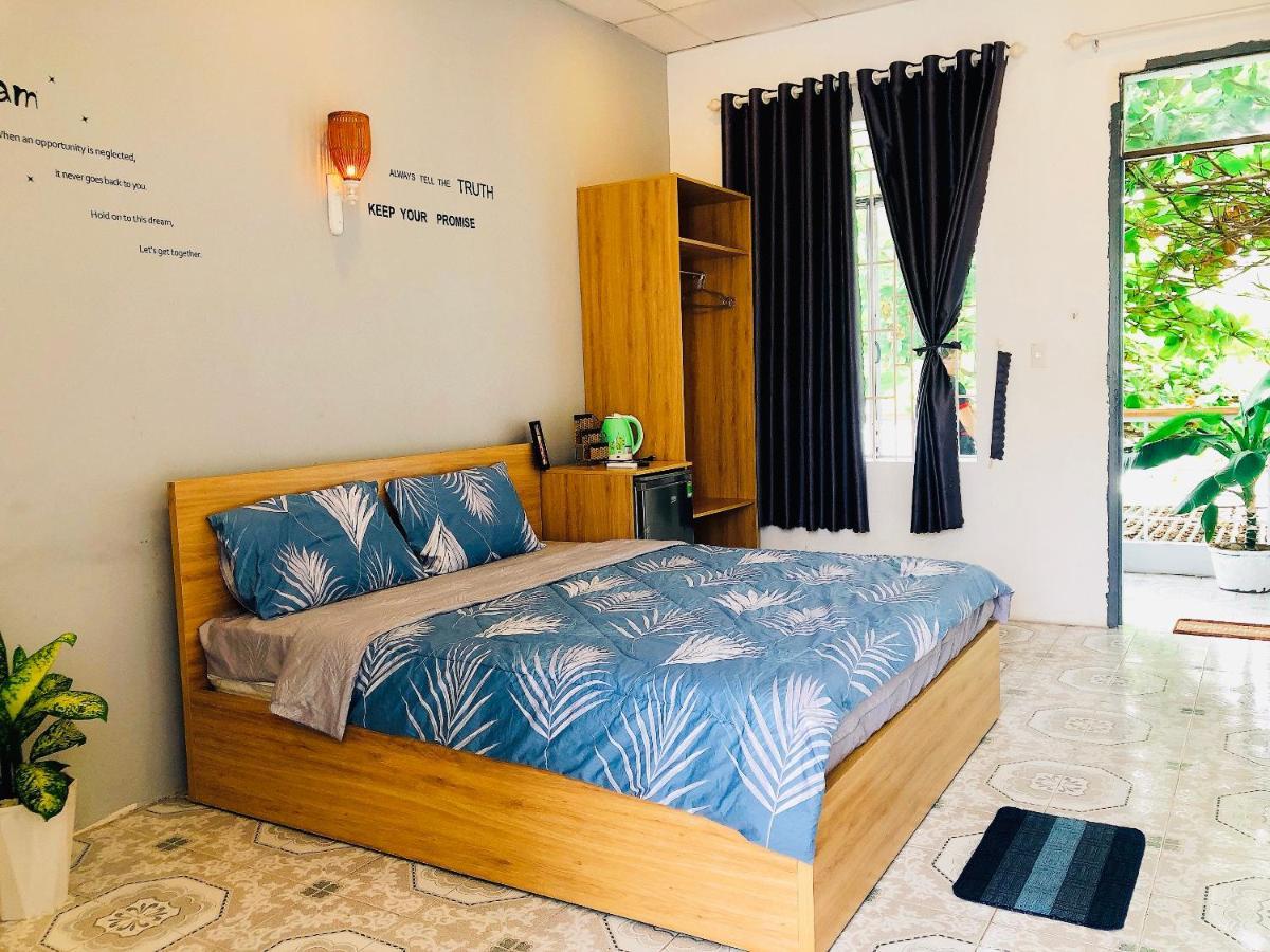 V3 Hostel Нячанг Екстер'єр фото