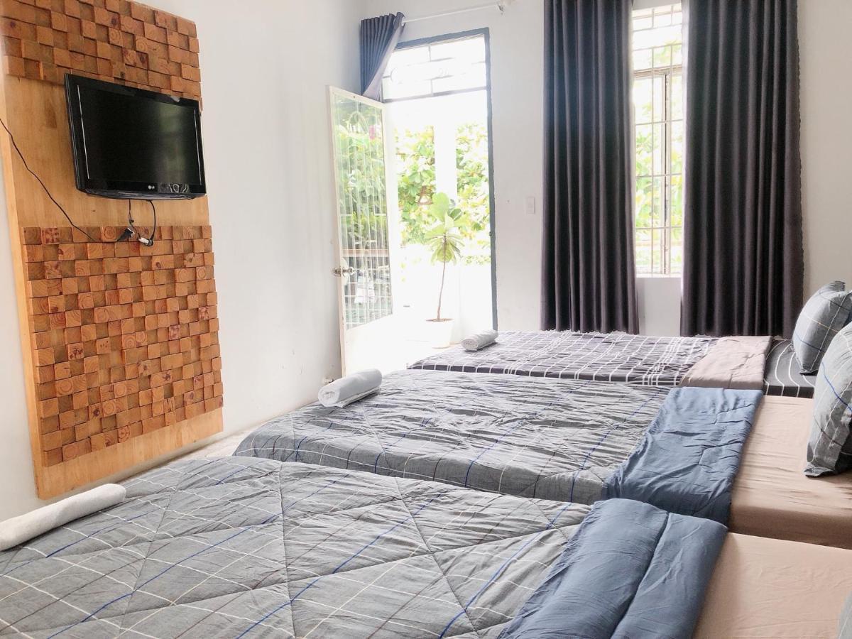 V3 Hostel Нячанг Екстер'єр фото