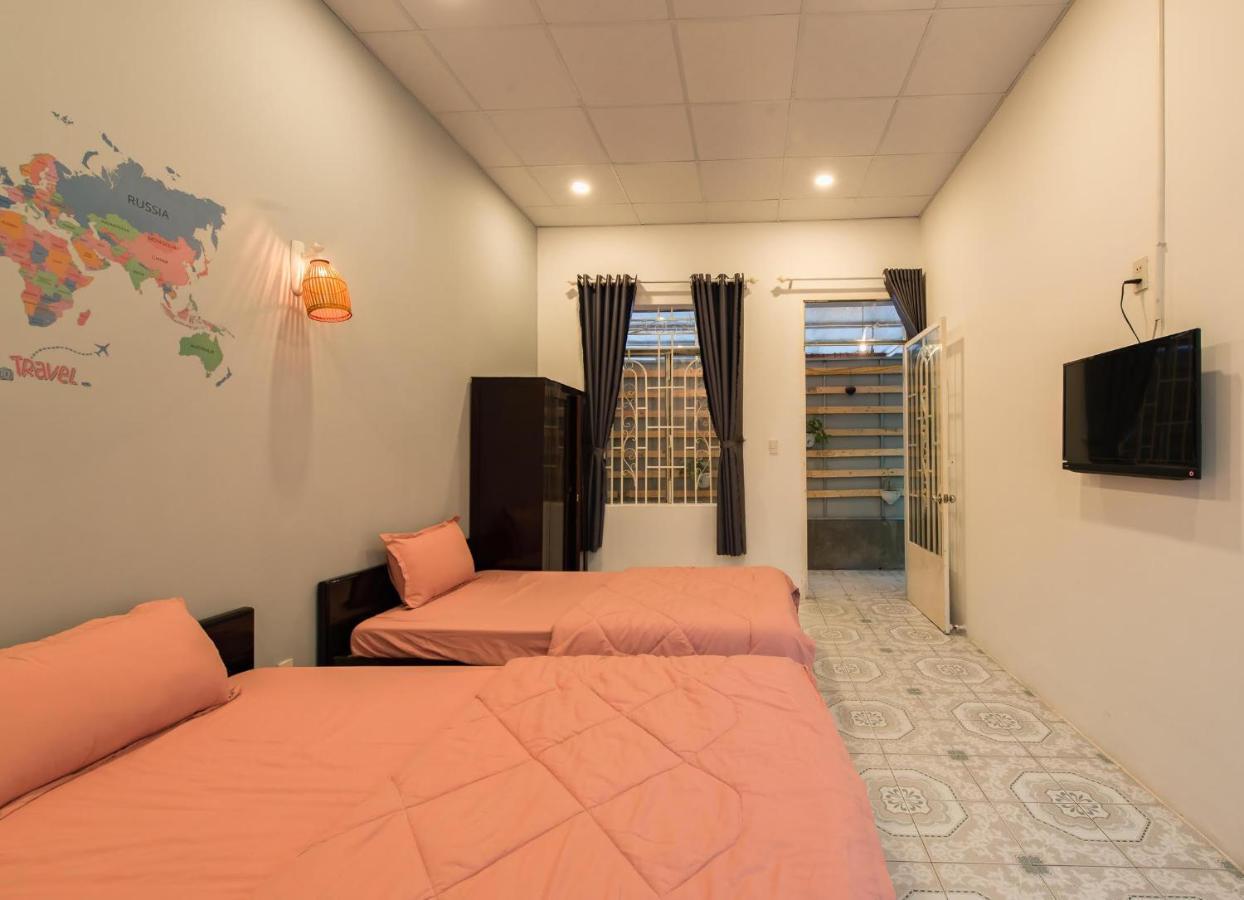 V3 Hostel Нячанг Екстер'єр фото