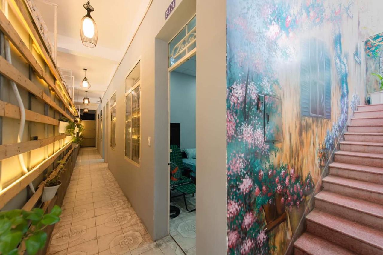 V3 Hostel Нячанг Екстер'єр фото